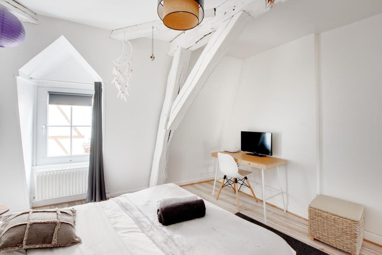Le Grand Mirebeau - Parking Prive Appartement Bourges Buitenkant foto